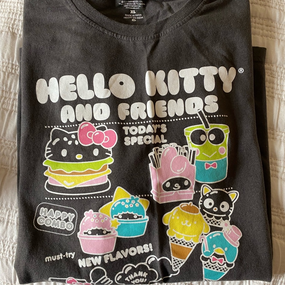 Sanrio Black and Pink Hello Kitty Short Sleeve Tee XL